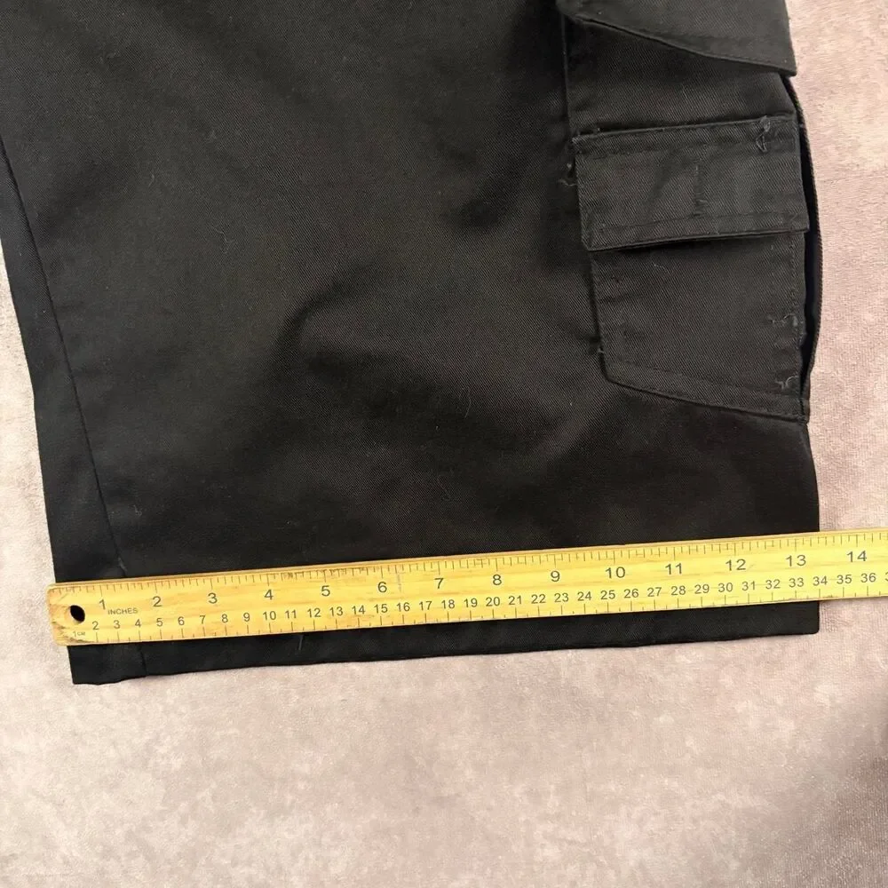 vintage early 2000s baggy black cargo shorts